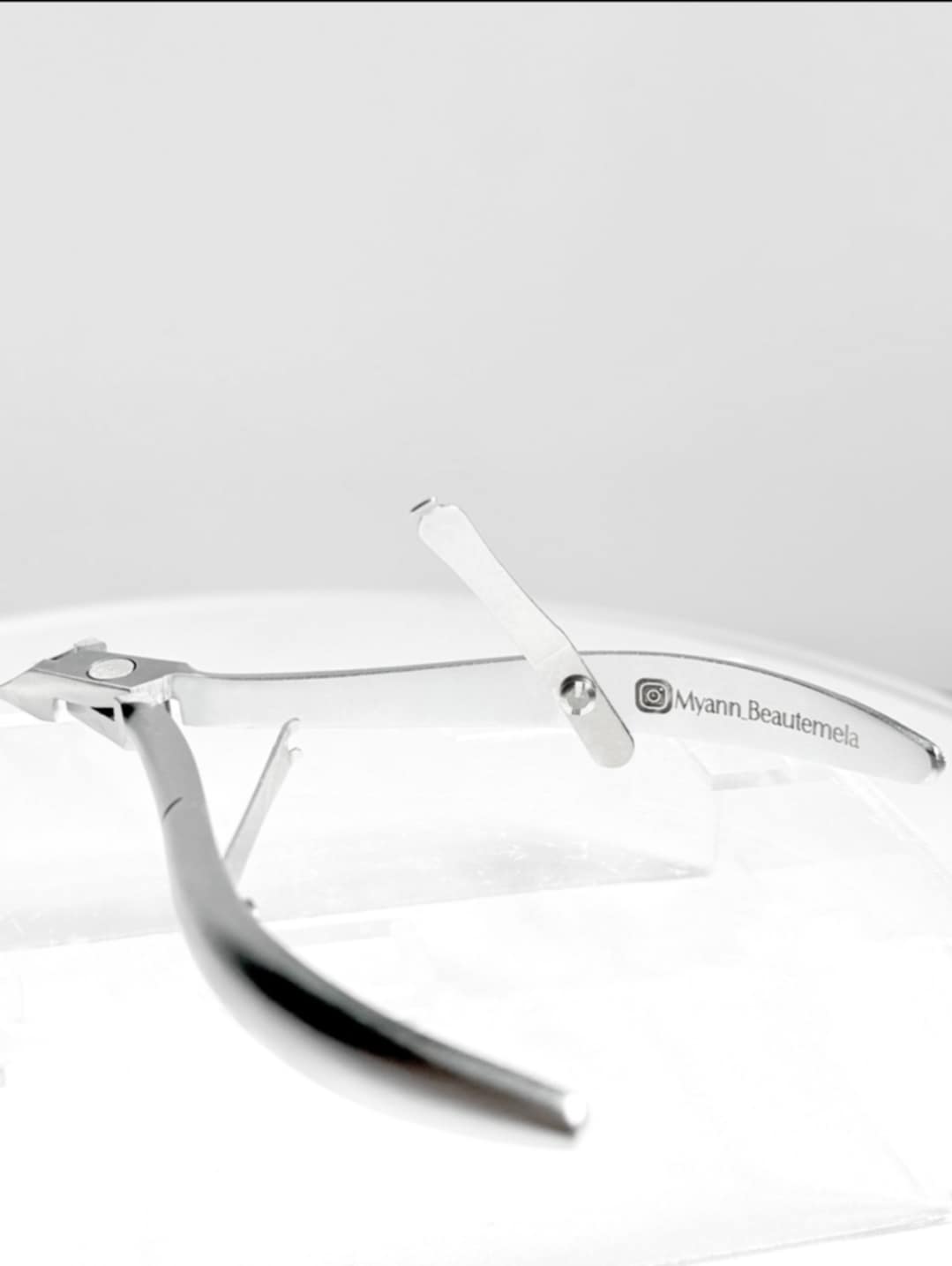 Cuticle nipper